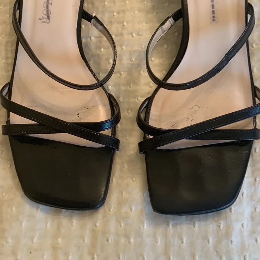 Ann Taylor Kitten Heal Sandals - Picture 2 of 6